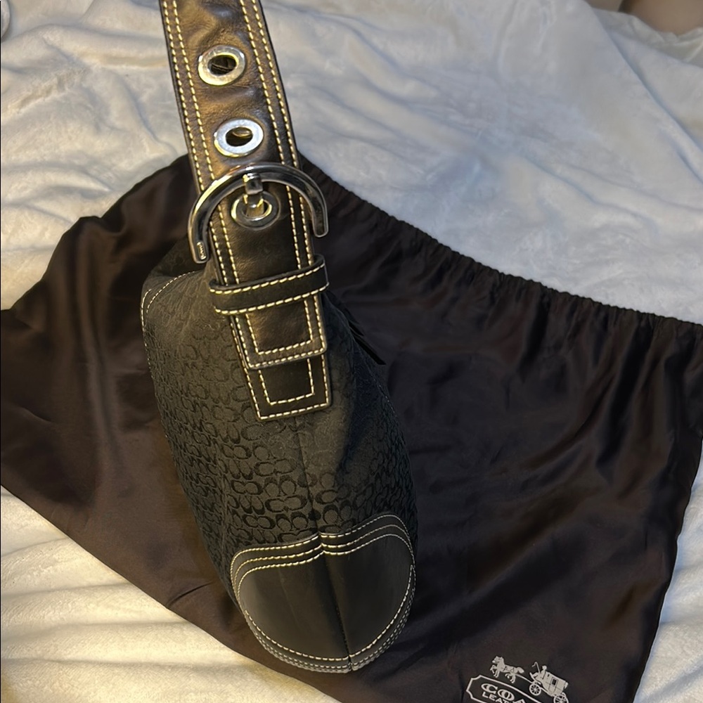 Coach Black and White Signature Shoulder Bag - Picture 4 of 10